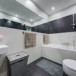 Unique - Spacious 3br Premium Flat Apartmán *