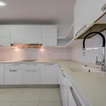 Unique - Spacious 3br Premium Flat Apartment *