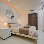 Unique - Spacious 3br Premium Flat Appartamento Is-Swieqi