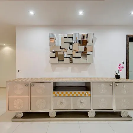 شقة Unique - Spacious 3br Premium Flat