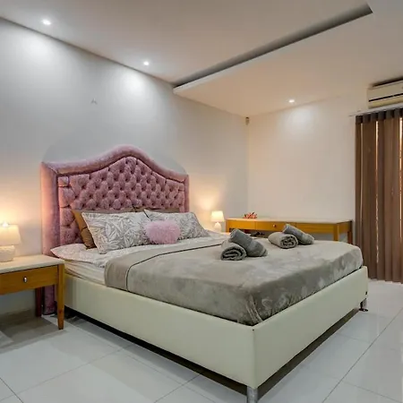 Apartman Unique - Spacious 3br Premium Flat