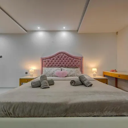 Unique - Spacious 3br Premium Flat Apartmán *