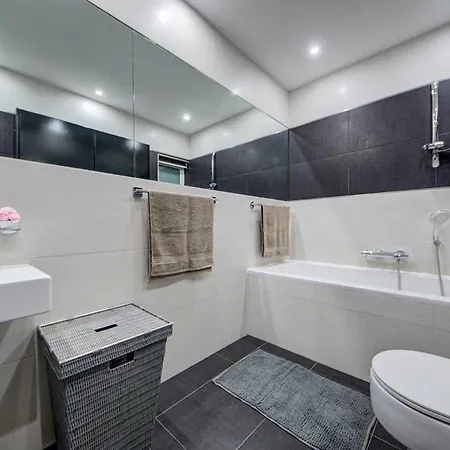 Unique - Spacious 3br Premium Flat Apartman *