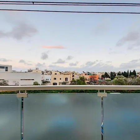 Unique - Spacious 3br Premium Flat Apartman *