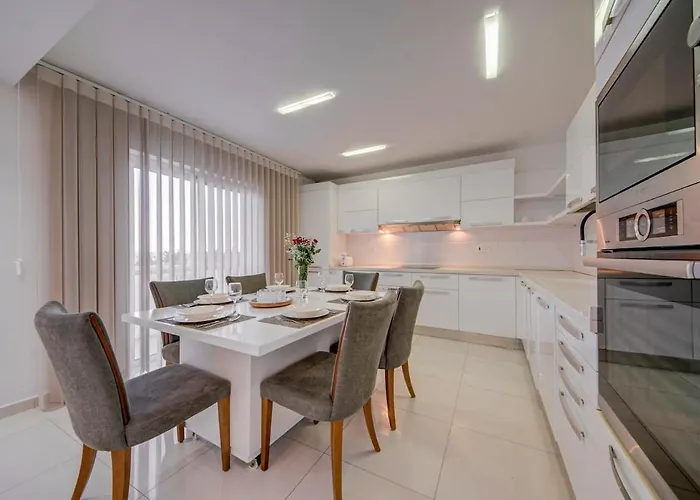 Unique - Spacious 3br Premium Flat Is-Swieqi