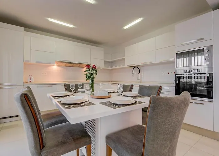 Unique - Spacious 3br Premium Flat Appartement *